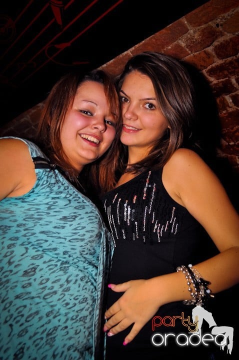 Party în Club Escape, 