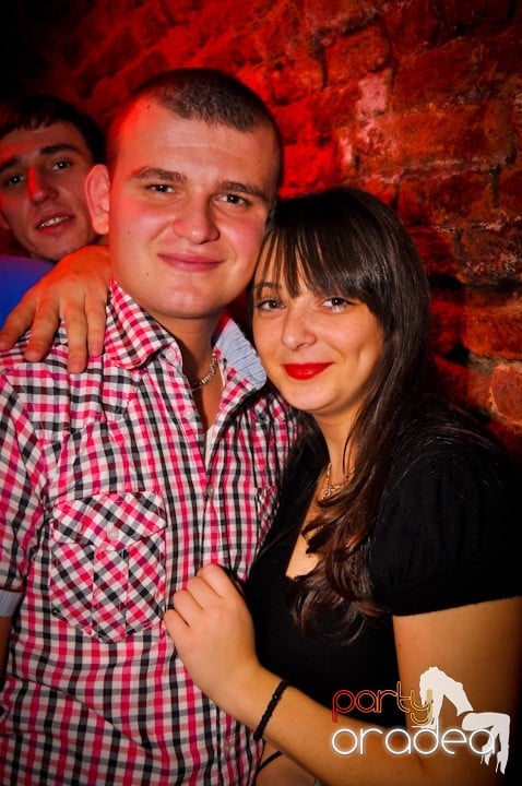 Party în Club Escape, 