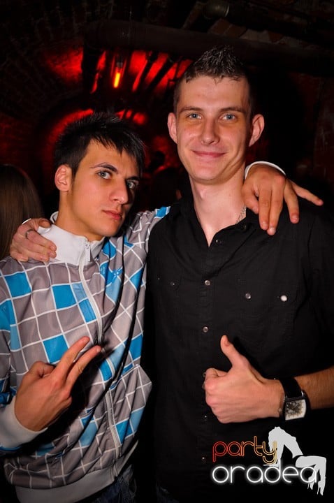 Party în Club Escape, 