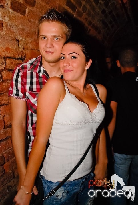 Party în Club Escape, 