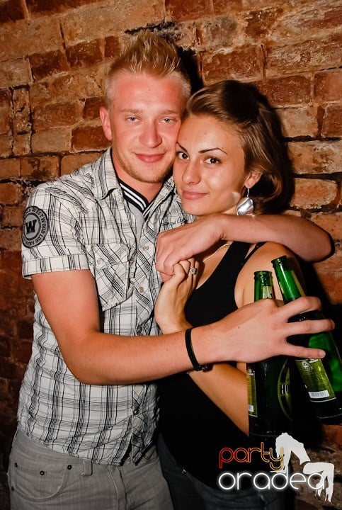 Party în Club Escape, 