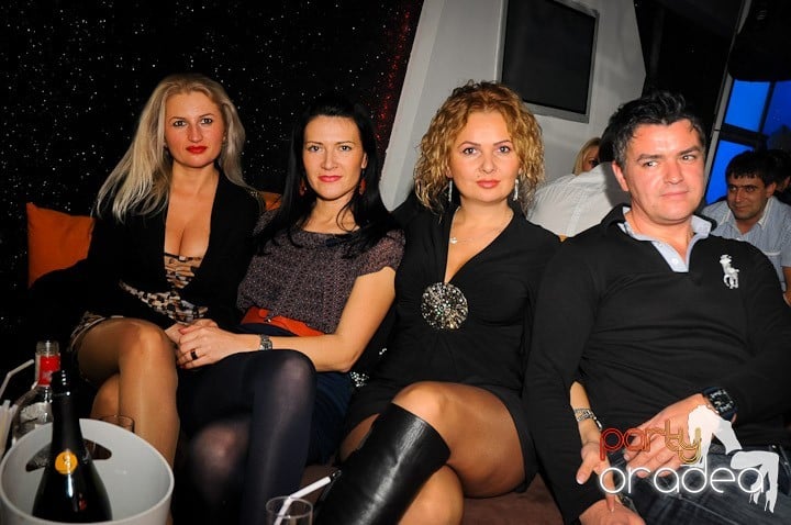 Party în Club Heat, 