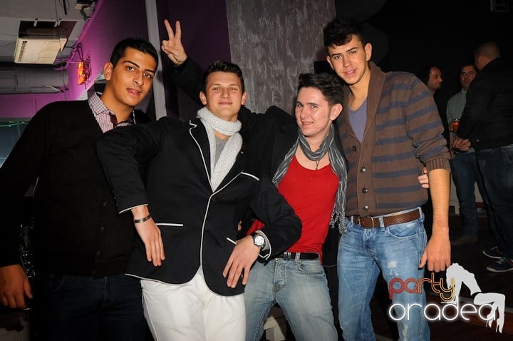 Party în Club Heat, 