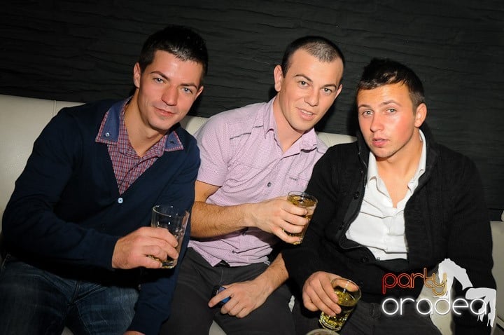 Party în Club Heat, 