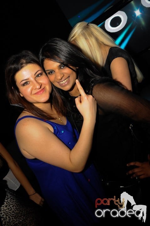 Party în Club Heat, 