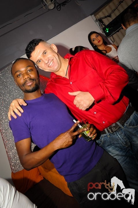 Party în Club Heat, 