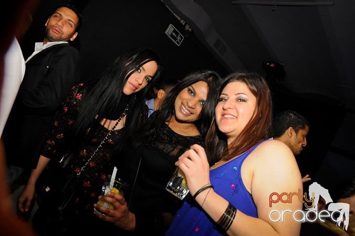 Party în Club Heat, 