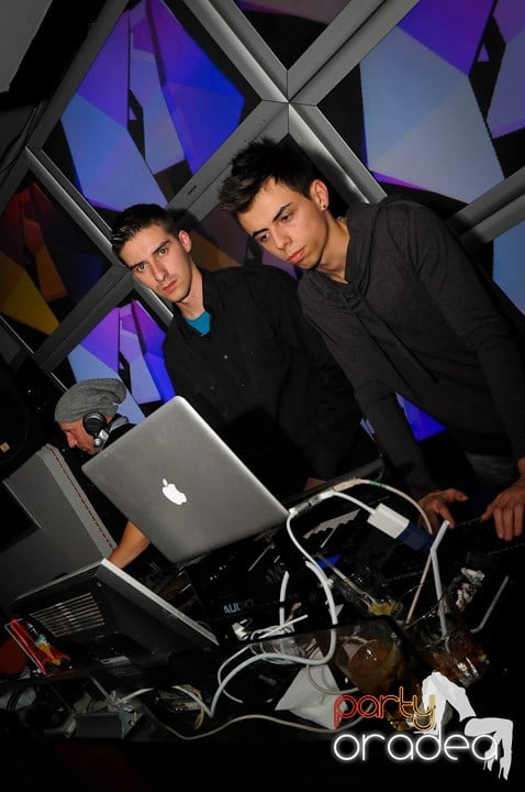 Party în Club Heat, 