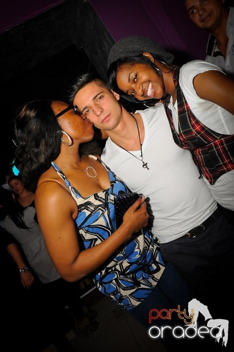 Party în Club Heat, 