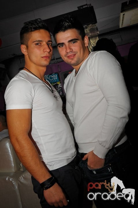 Party în Club Heat, 