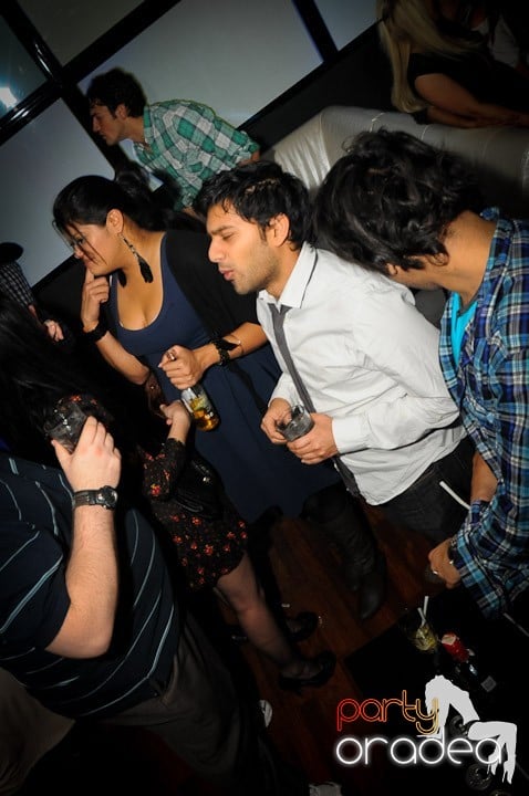 Party în Club Heat, 