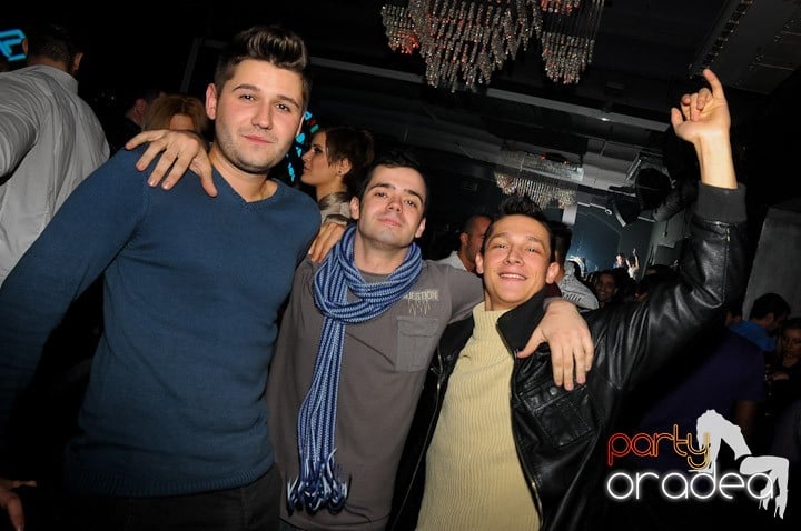 Party în Club Heat, 