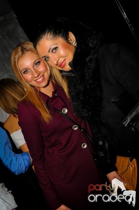 Party în Club Heat, 