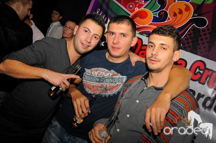 Party în Club Heat, 