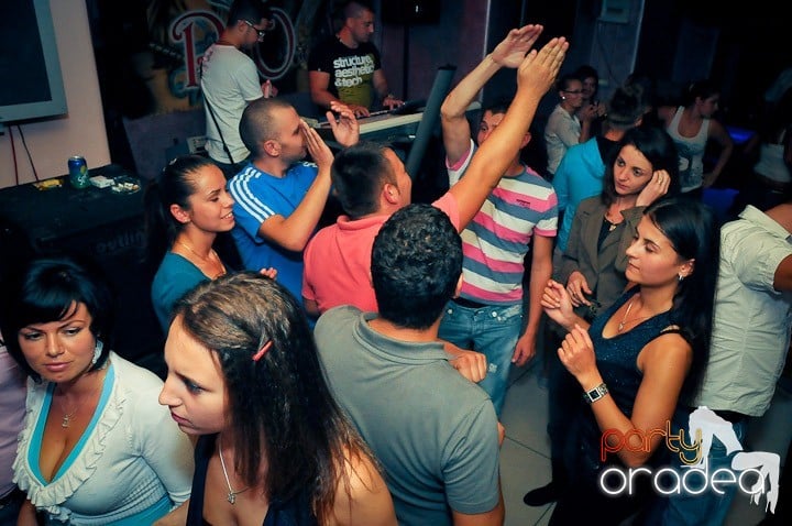 Party în Club Rio, 