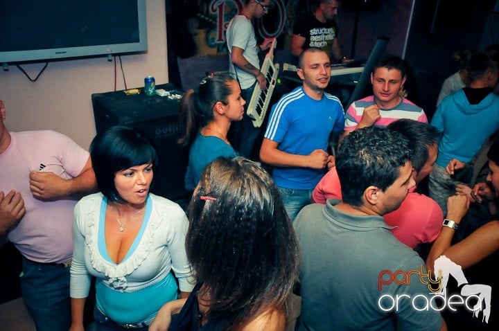 Party în Club Rio, 