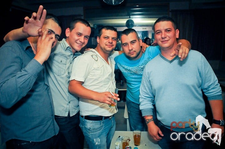 Party în Club Rio, 