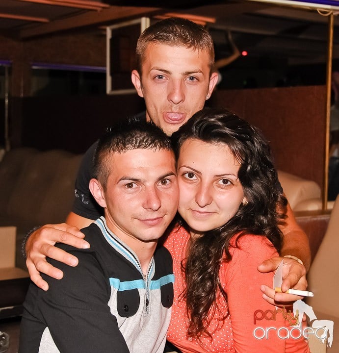 Party în Club Seven, 