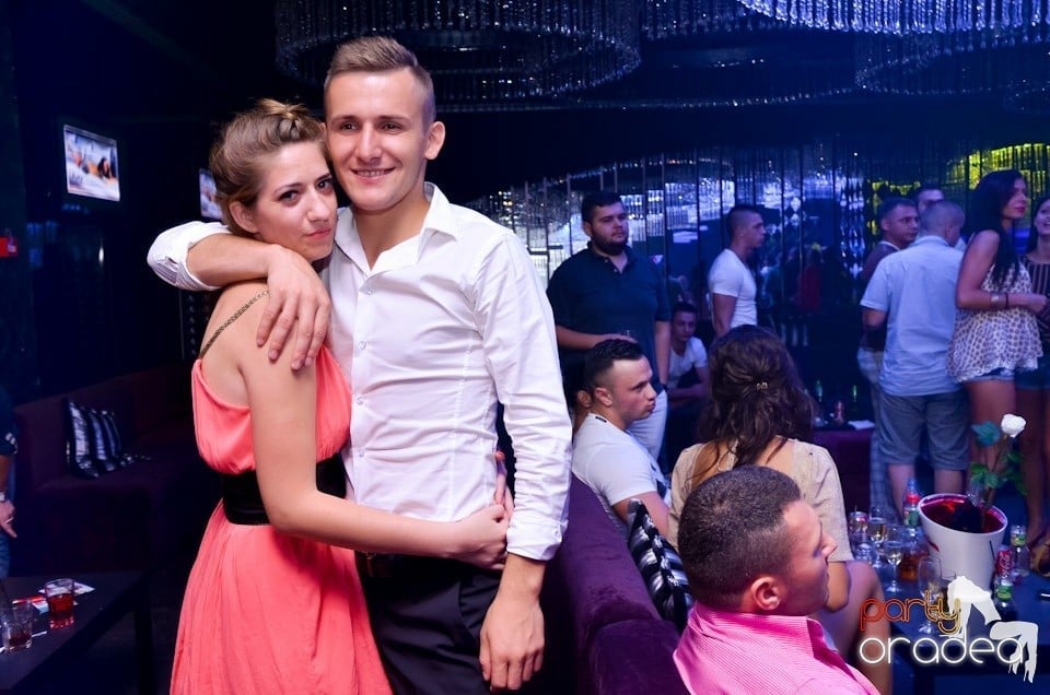 Party în Club The One cu DJ Ben Boognar, 