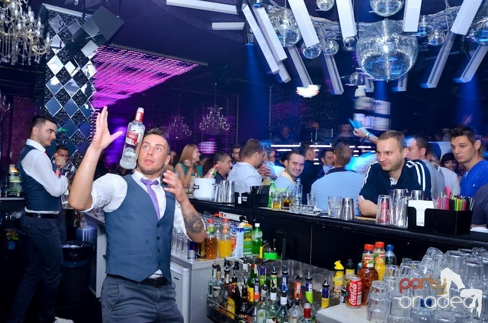 Party în Club The One cu DJ Ben Boognar, 