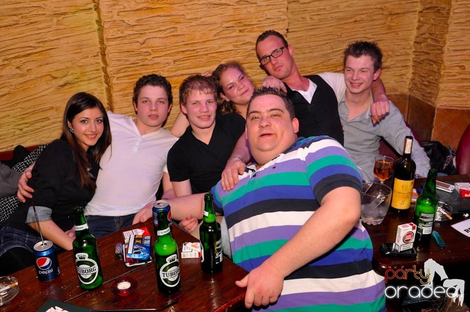 Party în Downtown Club, 