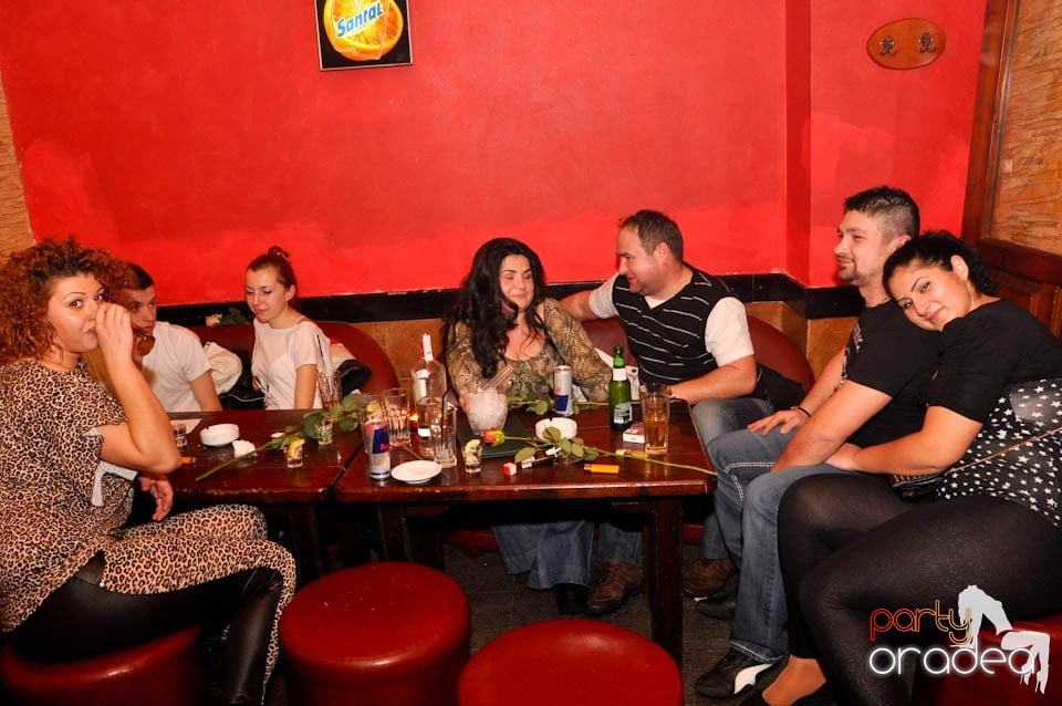 Party în Downtown Club, 