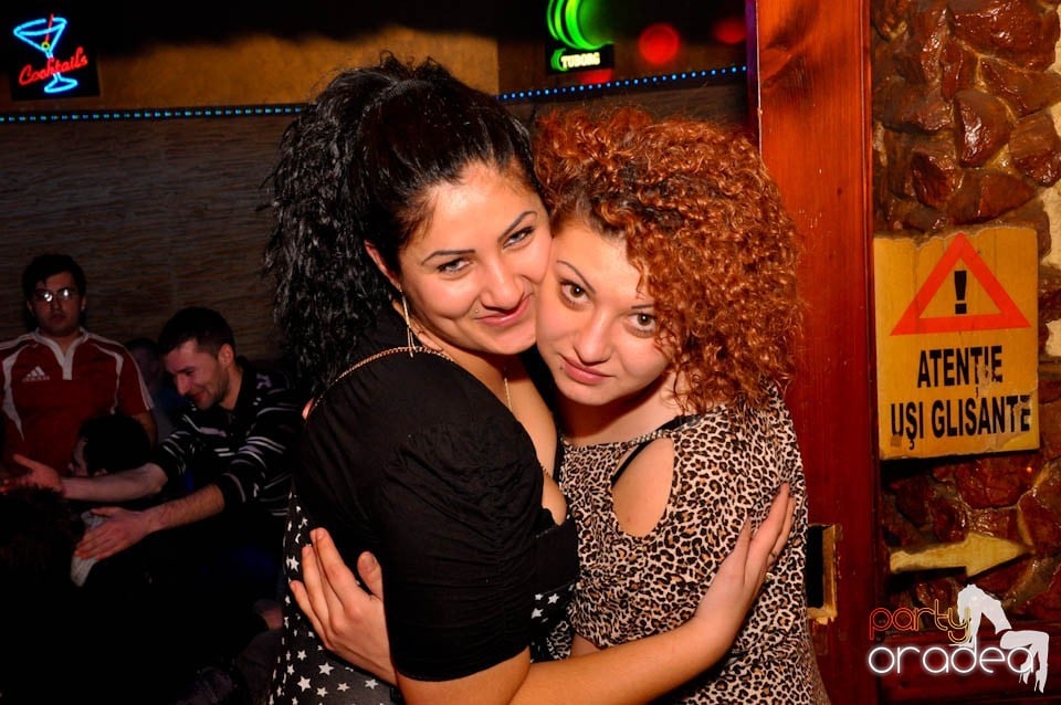 Party în Downtown Club, 