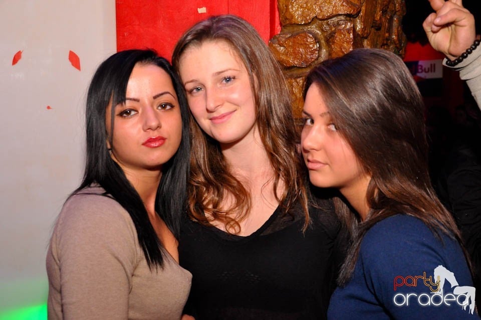 Party în Downtown Club, 