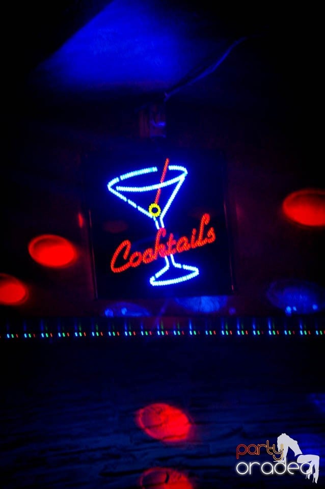 Party în Downtown Club, 