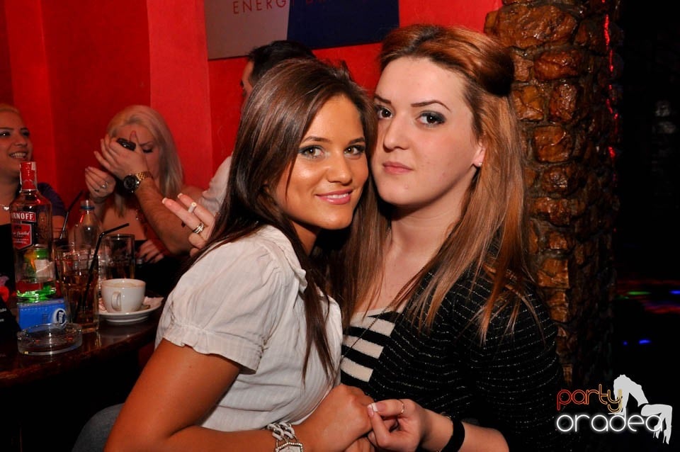 Party în Downtown Club, 