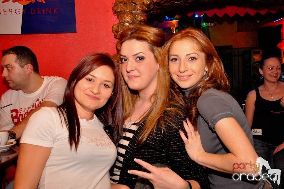 Party în Downtown Club, 