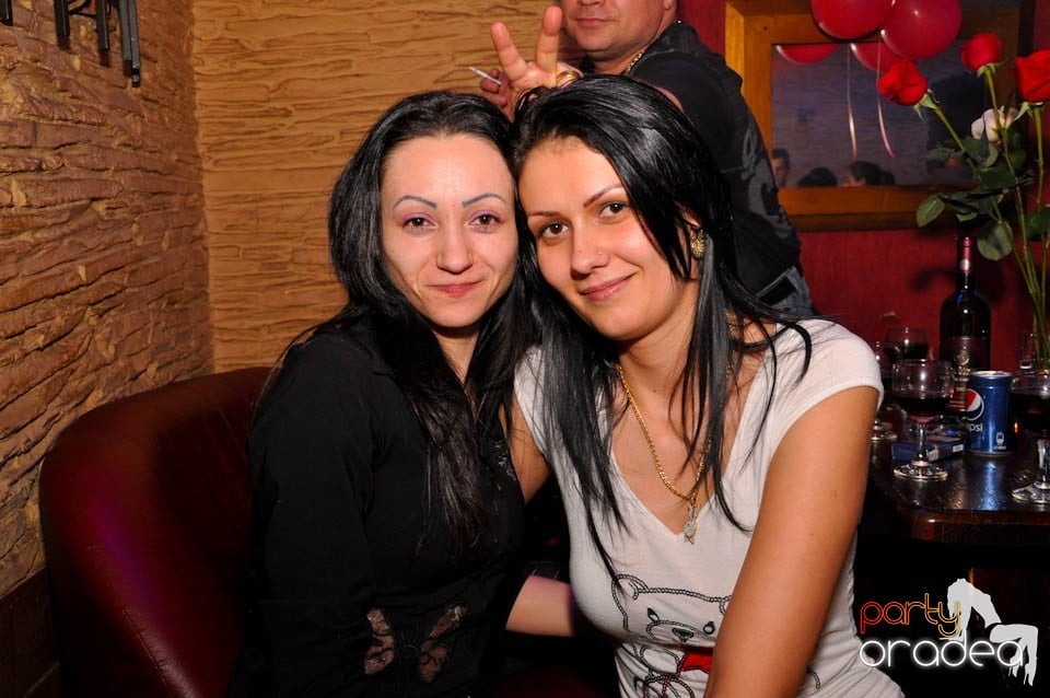 Party în Downtown Club, 