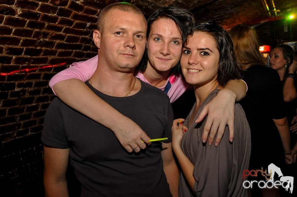 Party în Escape Club, 