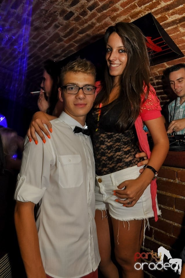 Party în Escape Club, 