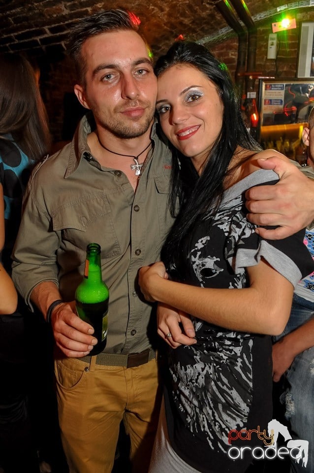 Party în Escape Club, 