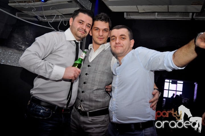 Party în Heat Club, 