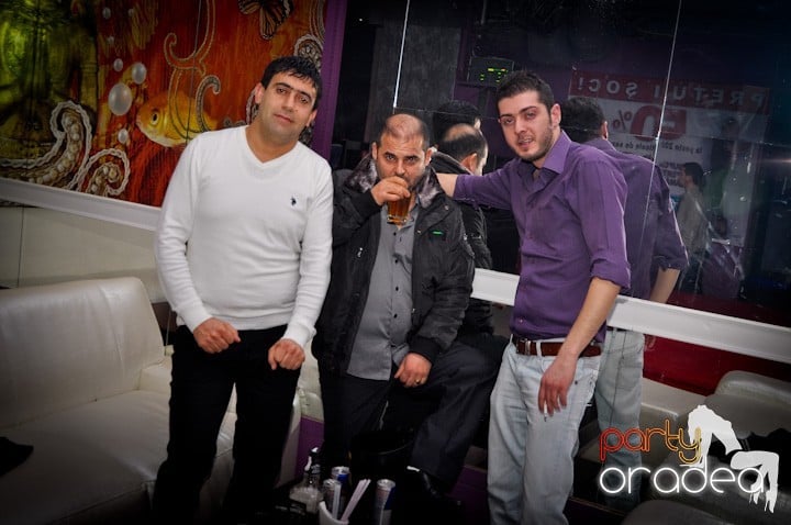 Party în Heat Club, 