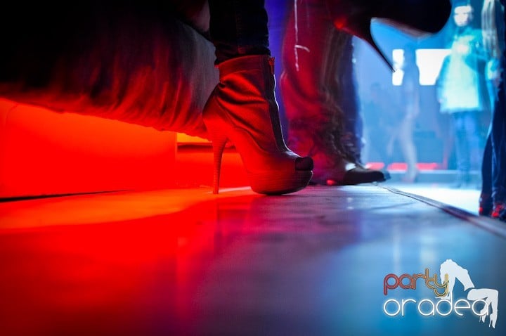 Party în Heat Club, 