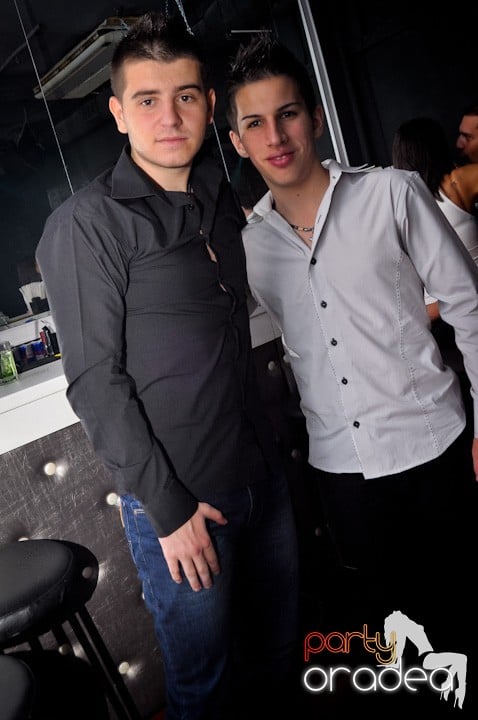 Party în Heat Club, 