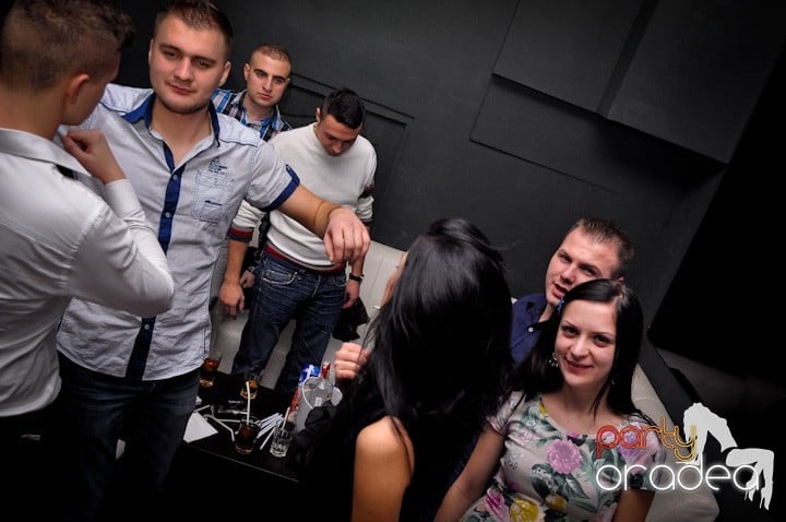 Party în Heat Club, 