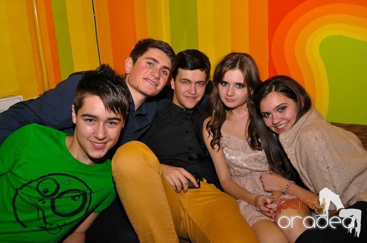 Party în Juice, Juice