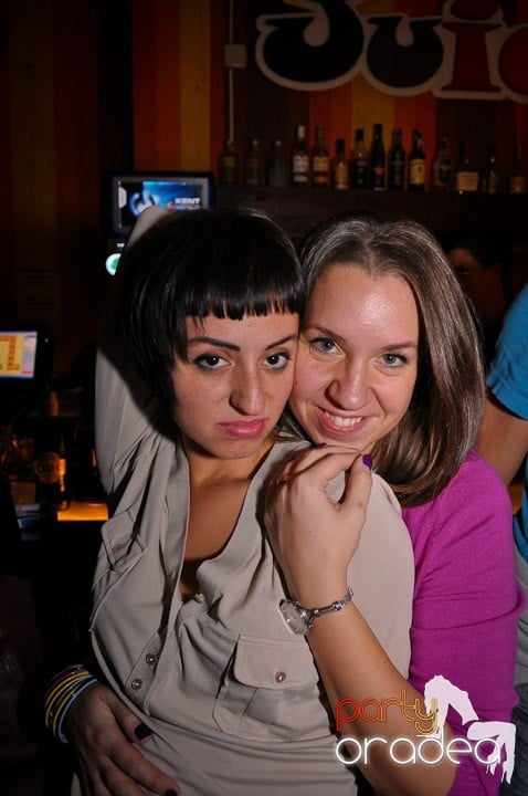 Party în Juice, Juice