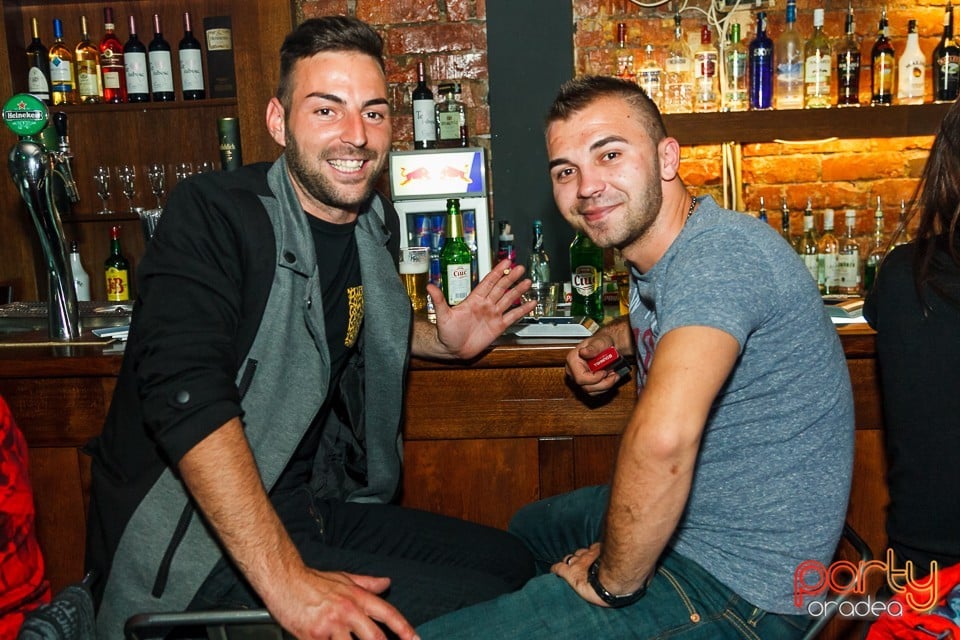 Party în Juice, Juice