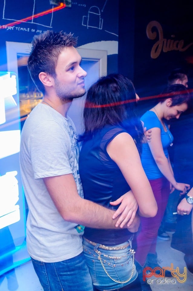 Party în Juice, Juice