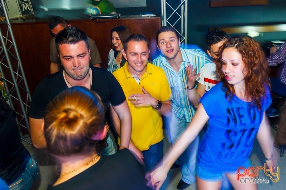 Party în Juice, Juice