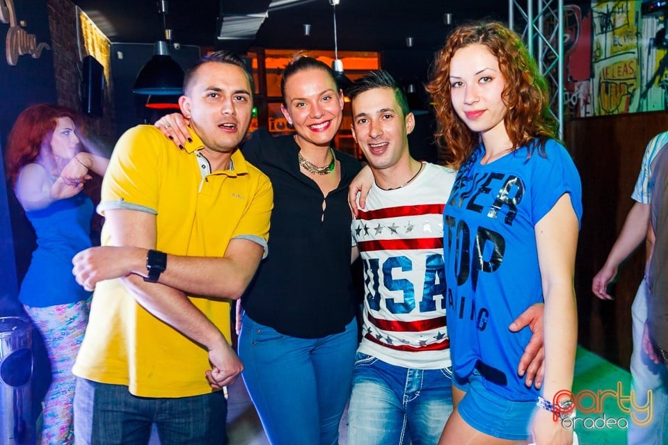 Party în Juice, Juice