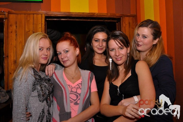 Party în Juice, Juice