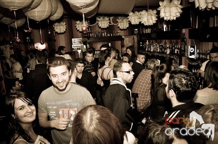 Party în Juice, Juice