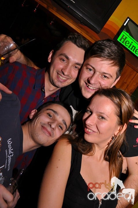 Party în Juice, Juice