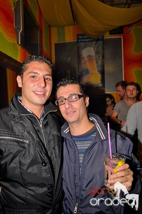 Party în Juice, Juice